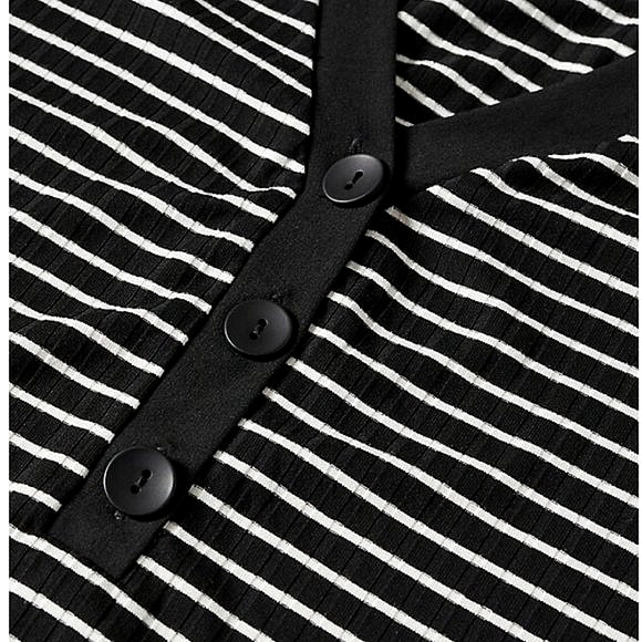 NWOT Buttoned Ribbed Shirt - Picture 4 of 5